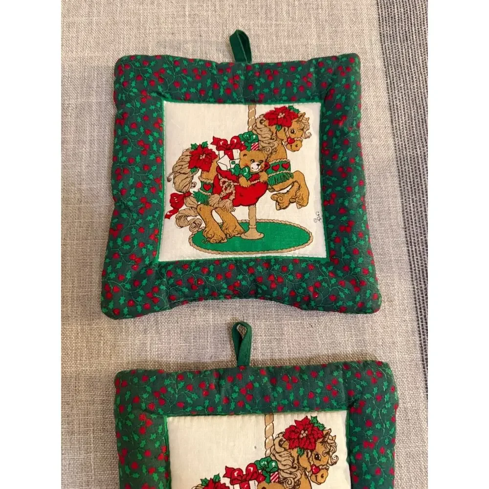 🎄 Vintage CSC Christmas Pot Holders Set of 2 | Carousel Horse | 7” x 7” Quil